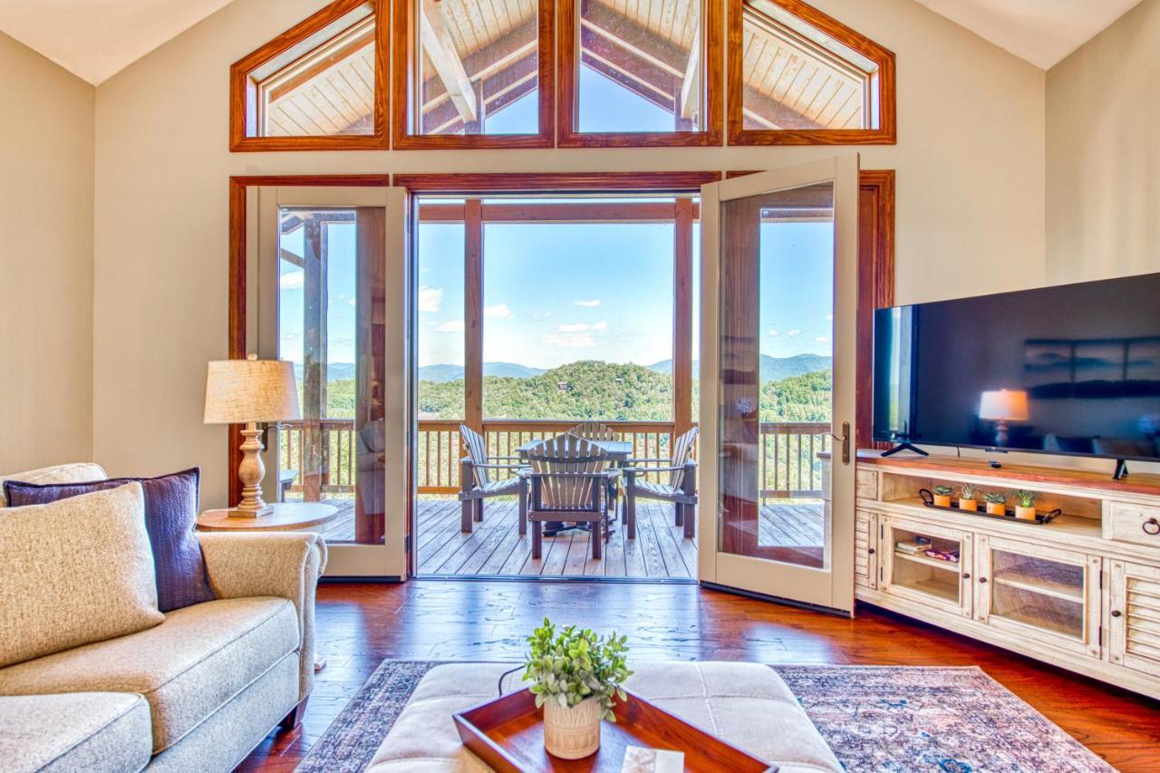 Altitude With Gratitude Apartment Whittier Bagian luar foto