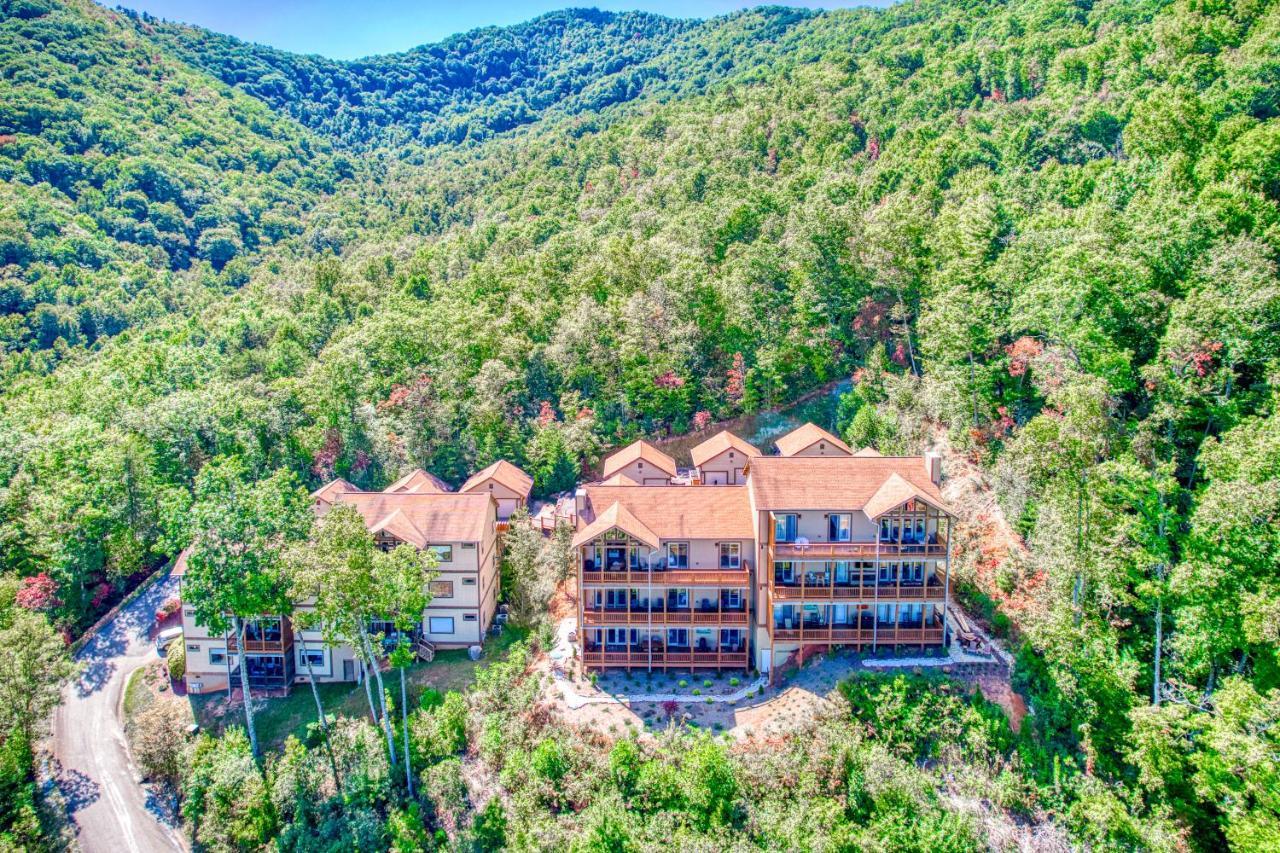 Altitude With Gratitude Apartment Whittier Bagian luar foto